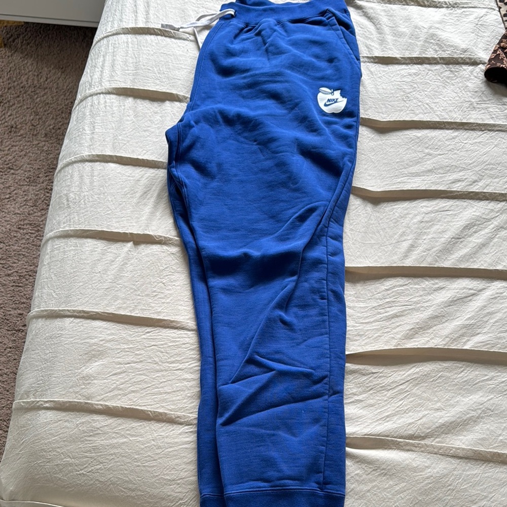 Nike sweatpants